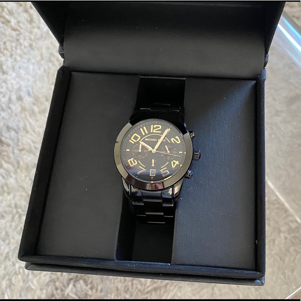 MICHAEL KORS Black Watch